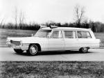 Cadillac Parkway Ambulance by Sayers & Scovill 1965 года